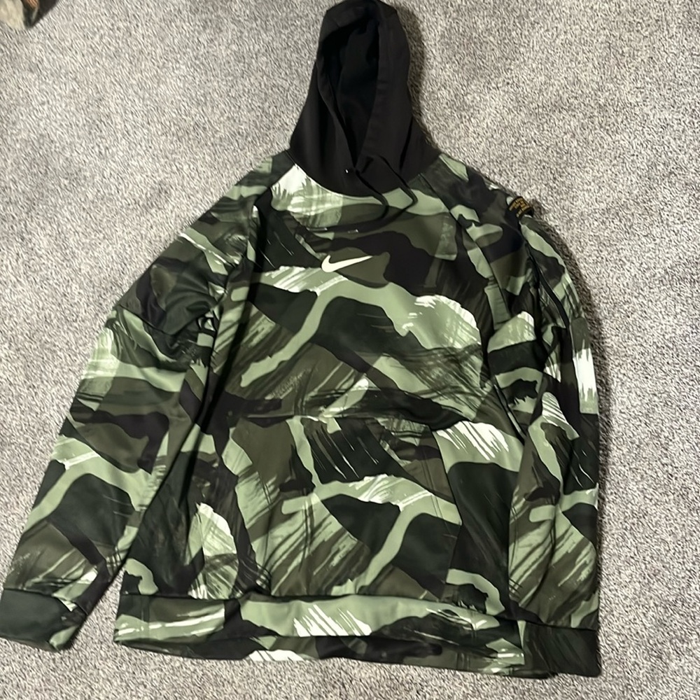 Men’s Nike Cascade Brushstroke camo hoody XL Tall
